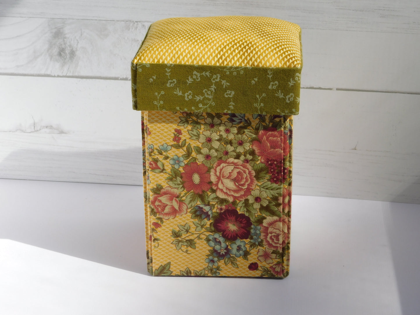 Fabric Folding Box with Lid